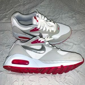 Nike Air Max in grey fuschia silver shoes sneakers.